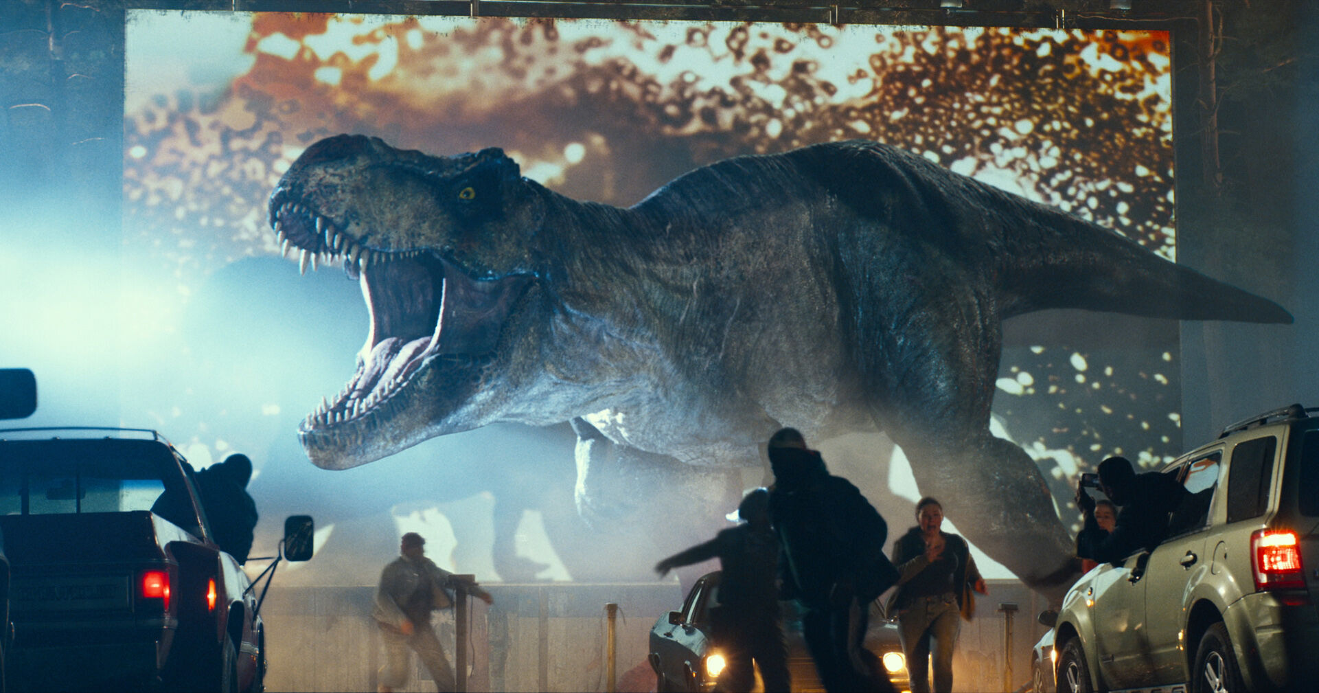 Dinosaurs in IMAX 3D? Yup, at Tennessee Aquarium’s IMAX theater